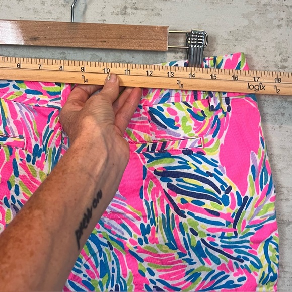 Lilly Pulitzer "Palm Reader" The Callahan Shorts Sz 10 - Picture 9 of 16